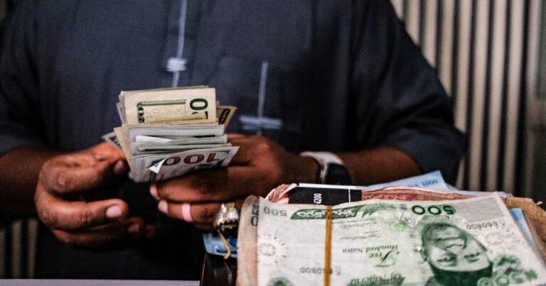 Counting naira notes
